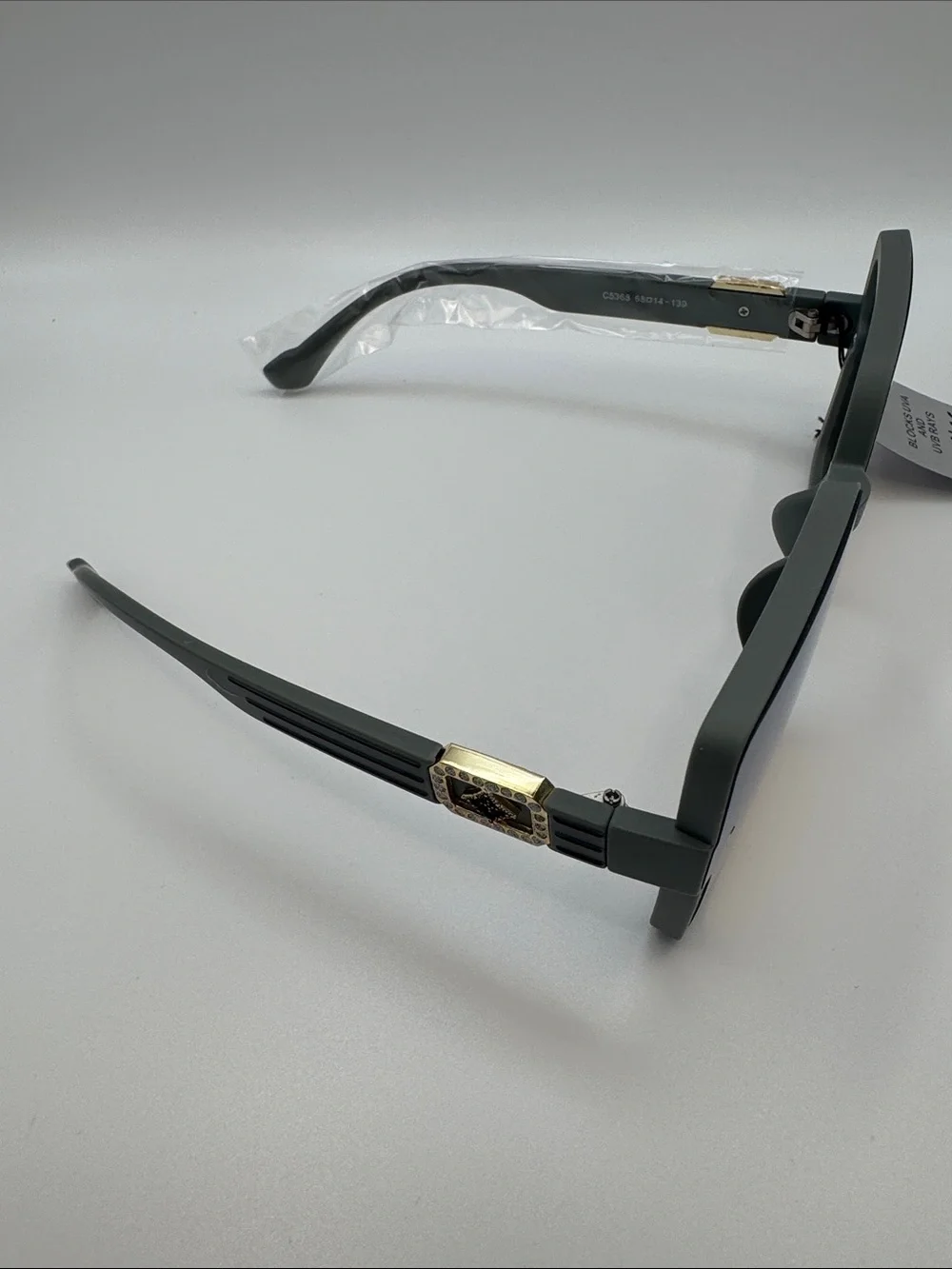 Square Gradient Lens Women's Sunglasses - Black Frame, Brown-Blue Gradient